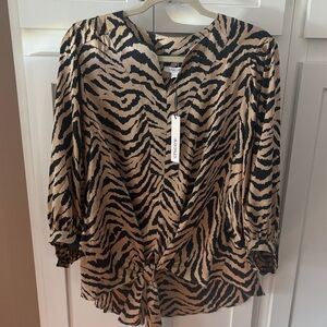 Chico's Black and Tan Zebra Print Blouse, NWT
Size 2 (12)